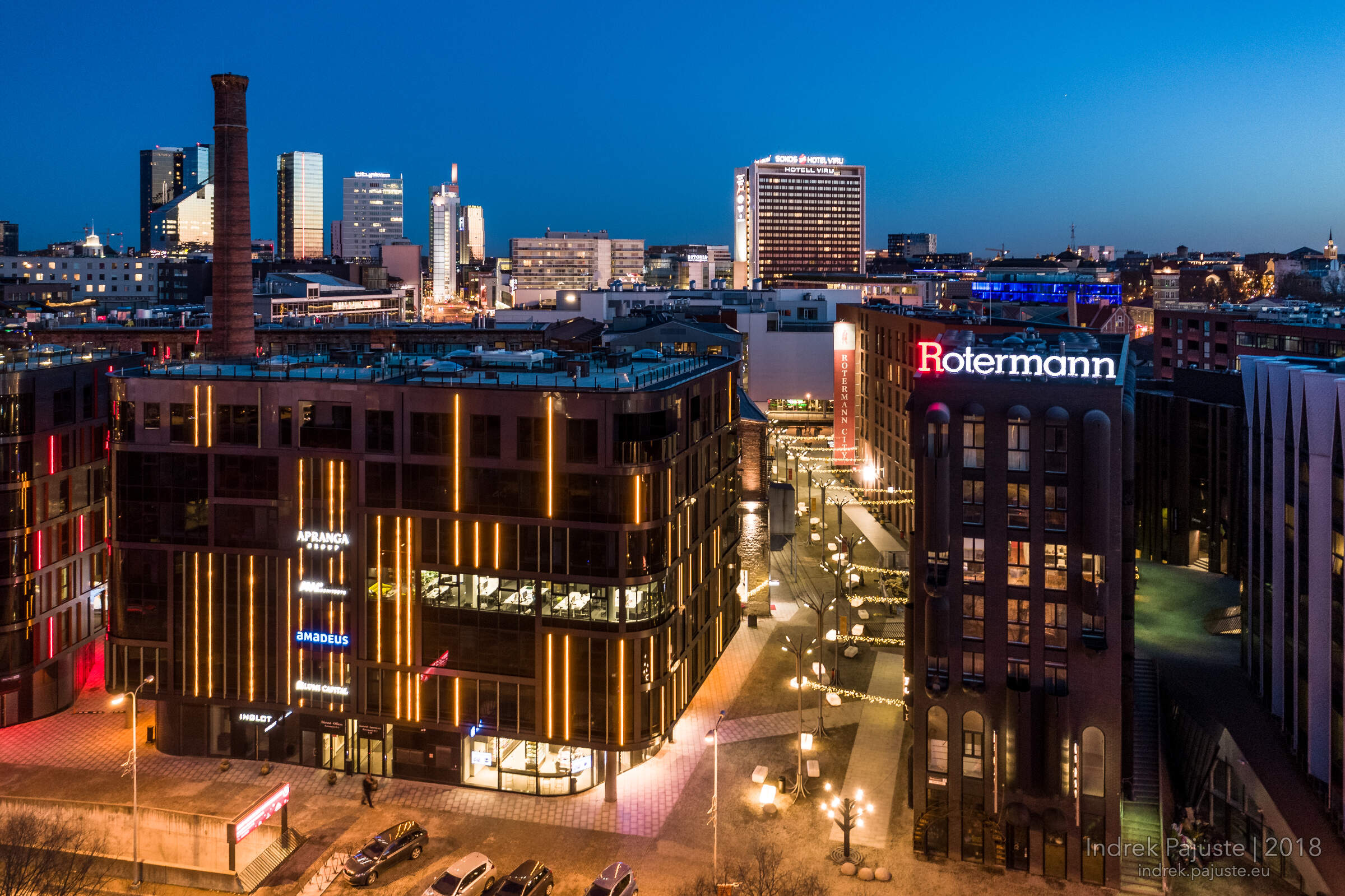 Rotermanni kvartal öösel